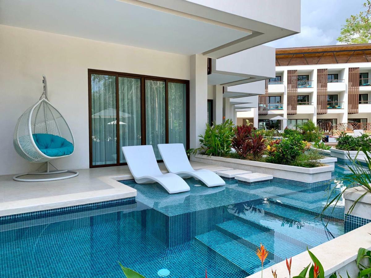 Plunge Pool Suite King Bed
